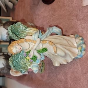 Angel figurine